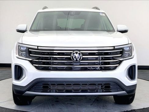 New 2026 Volkswagen Atlas SE image 3