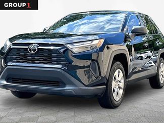 Used 2023 Toyota RAV4 LE FWD video 1