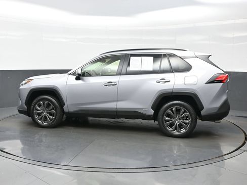 Used 2023 Toyota RAV4 XLE Premium AWD/4WD image 3