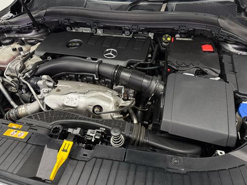 Used 2021 Mercedes-Benz GLA 250 4MATIC w/ Premium Package image 35