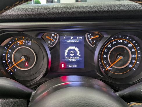 Used 2024 Jeep Wrangler Willys image 15