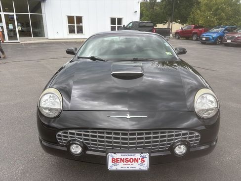 Used 2002 Ford Thunderbird image 8
