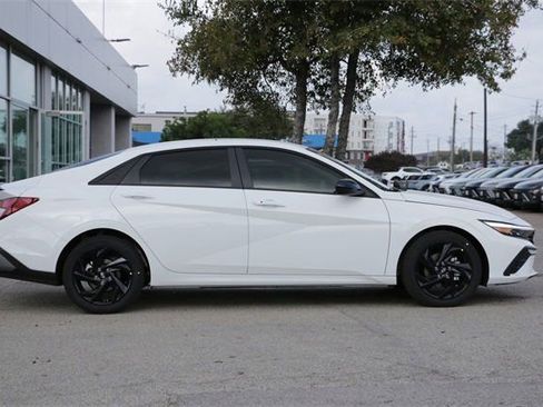 Certified 2026 Hyundai Elantra Sport image 4