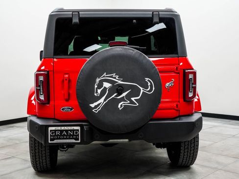 Used 2023 Ford Bronco Outer Banks AWD/4WD image 9