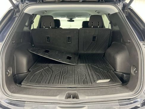 Used 2020 Chevrolet Blazer LT FWD image 23