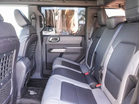 Used 2022 Ford Bronco Black Diamond AWD/4WD image 22