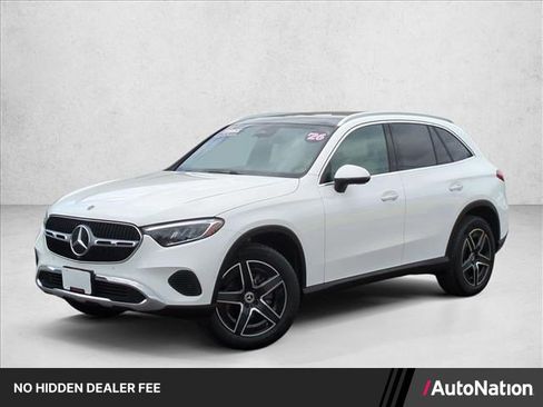 Used 2026 Mercedes-Benz GLC 300 image 1