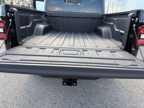 New 2026 Jeep Gladiator Sport AWD/4WD image 23