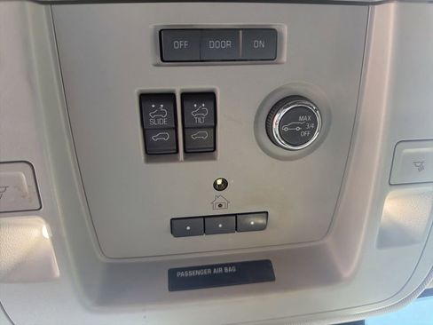 Used 2020 Chevrolet Tahoe LT AWD/4WD image 17