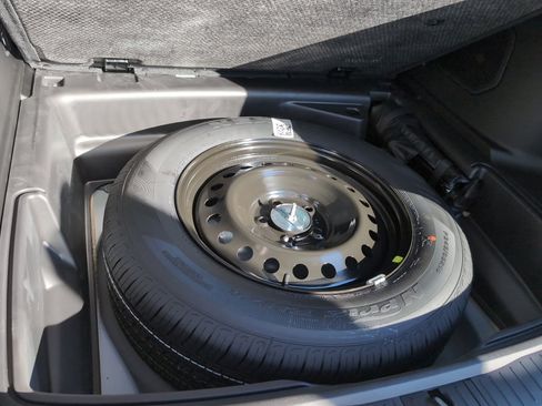 New 2025 Jeep Grand Cherokee Limited w/ Luxury Tech Group II image 33