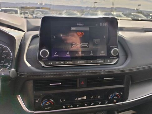 Used 2024 Nissan Rogue SV w/ SV Premium Package AWD/4WD image 22