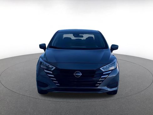 Used 2025 Nissan Versa SV image 10