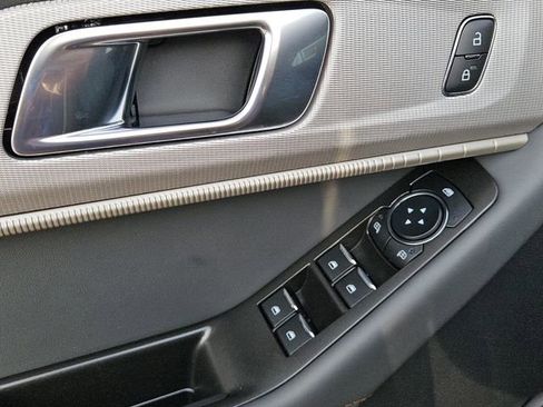 New 2026 Ford Explorer Active w/ Active Comfort Package image 25