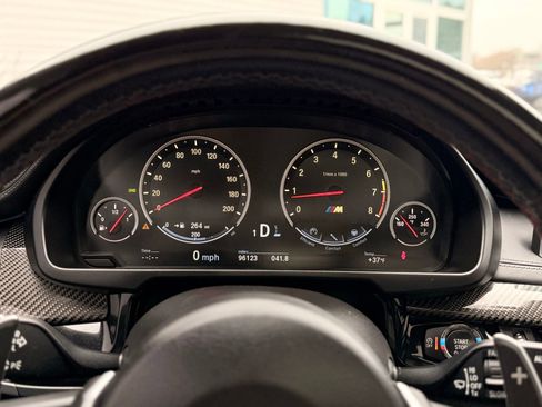 Used 2016 BMW X6 M image 37