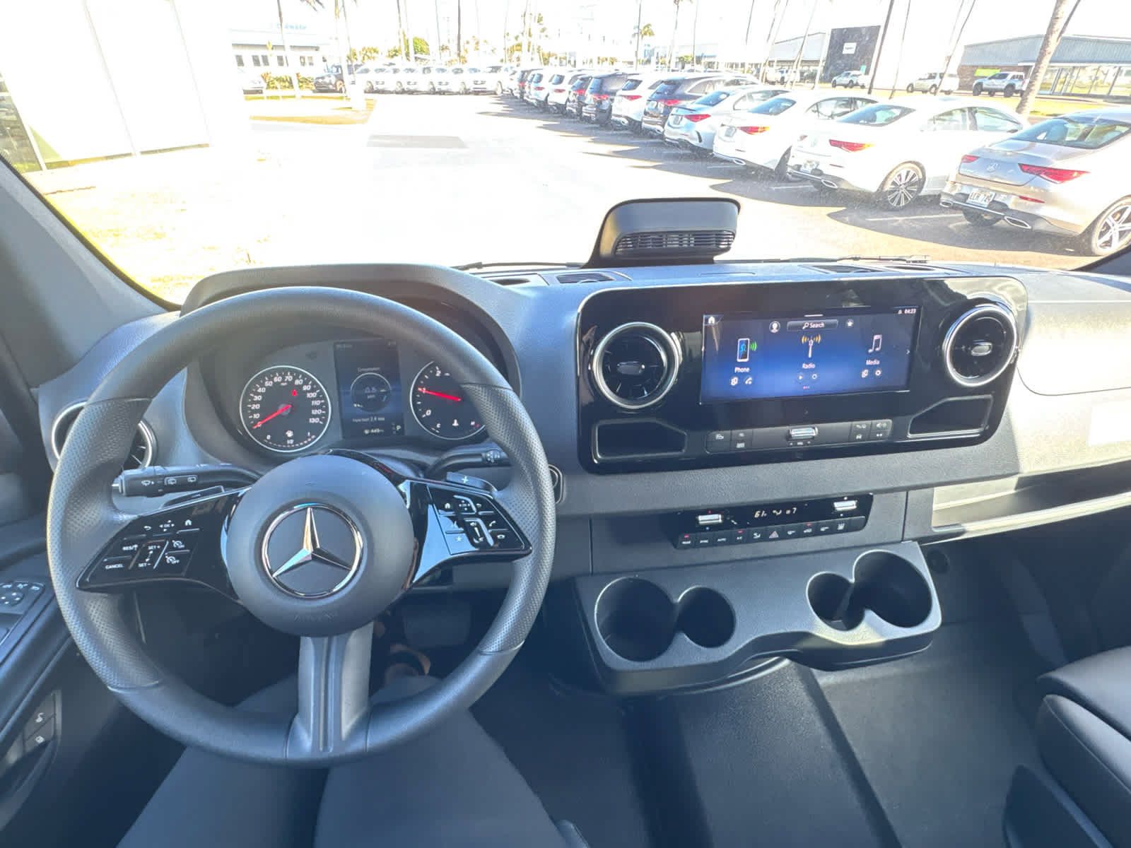 Used 2025 Mercedes-Benz Sprinter 2500 image 27