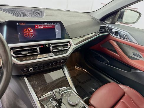 Used 2021 BMW M440i Convertible w/ Premium Package image 31