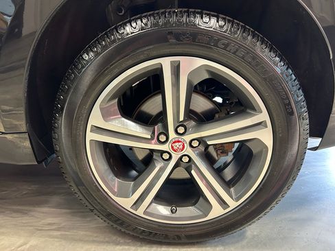 Used 2017 Jaguar F-PACE R-Sport AWD/4WD image 23