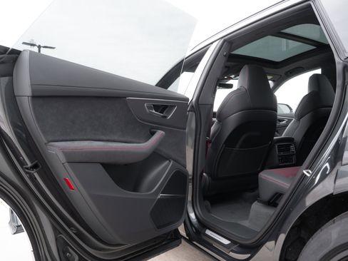 New 2026 Audi RS Q8 performance image 39