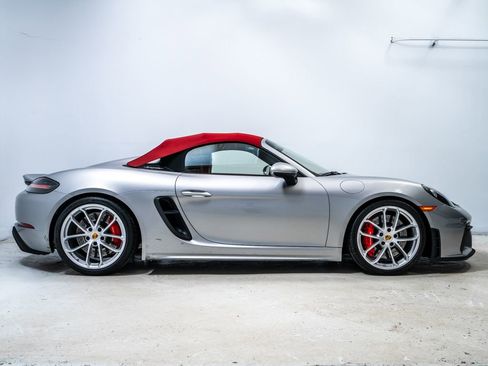 Certified 2021 Porsche 718 Boxster Spyder image 9