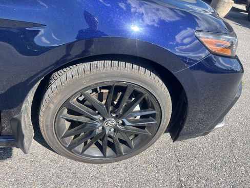Used 2022 Toyota Camry XSE FWD image 13