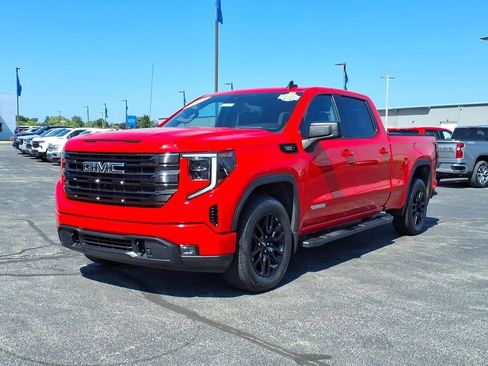 Used 2023 GMC Sierra 1500 Elevation w/ Preferred Package AWD/4WD image 3
