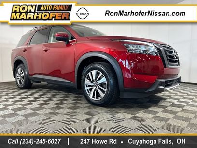 Used 2023 Nissan Pathfinder SL w/ Black Appearance Package