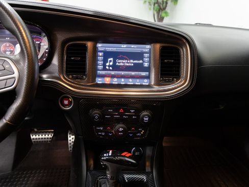 Used 2019 Dodge Charger SRT Hellcat w/ Harman/Kardon Audio Group RWD image 17