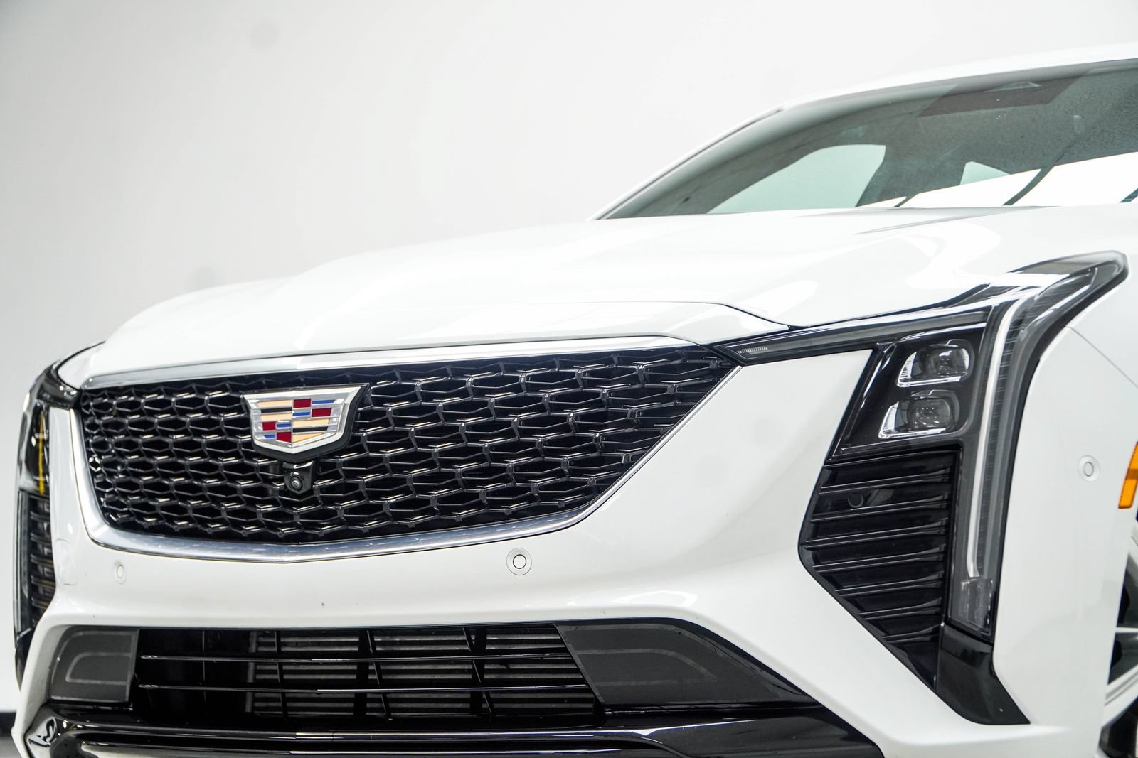 Used 2025 Cadillac CT5 Premium Luxury w/ Sun And Sound Package RWD image 2