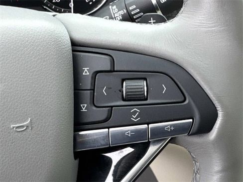 Used 2020 Cadillac XT6 Premium Luxury image 27