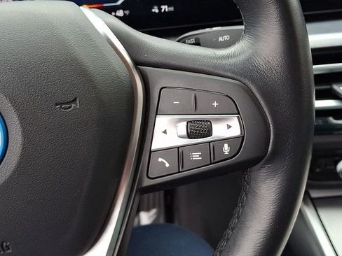 Used 2023 BMW i4 eDrive35 w/ Premium Package image 28