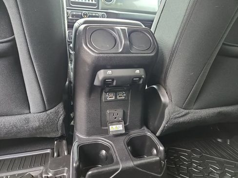 Used 2020 Jeep Wrangler Unlimited Sahara w/ Safety Group AWD/4WD image 34