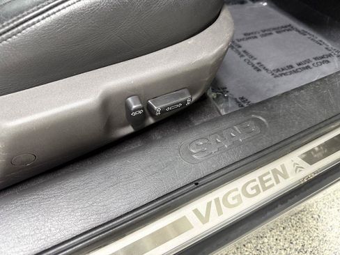 Used 2002 Saab 9-3 Viggen FWD image 31