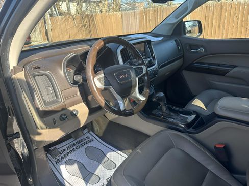 Used 2015 GMC Canyon SLT w/ Driver Alert Package image 13