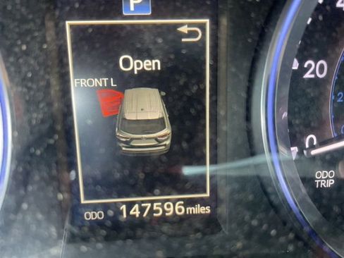Used 2016 Toyota Highlander Limited AWD/4WD image 11