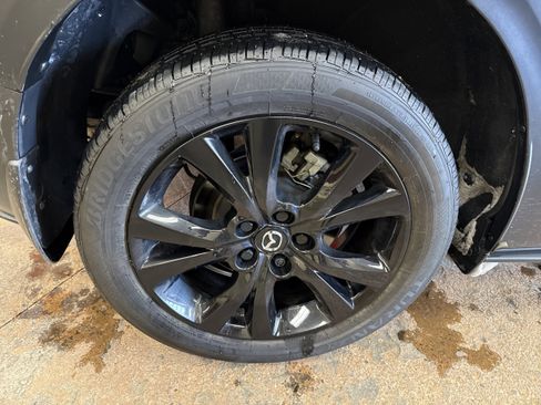 Used 2024 MAZDA CX-30 Carbon image 16