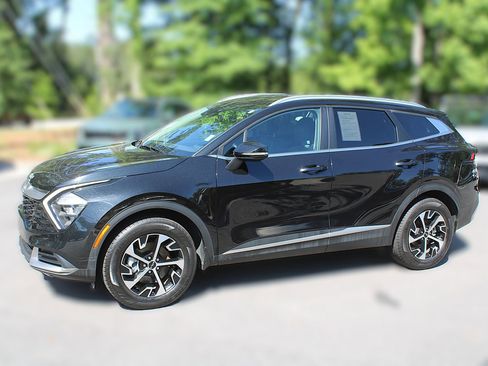 Certified 2023 Kia Sportage EX AWD/4WD image 4