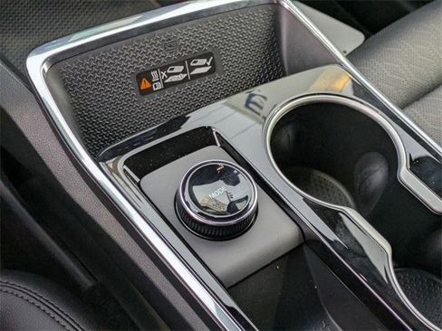 New 2026 Chevrolet Equinox LT w/ Convenience Package II image 22