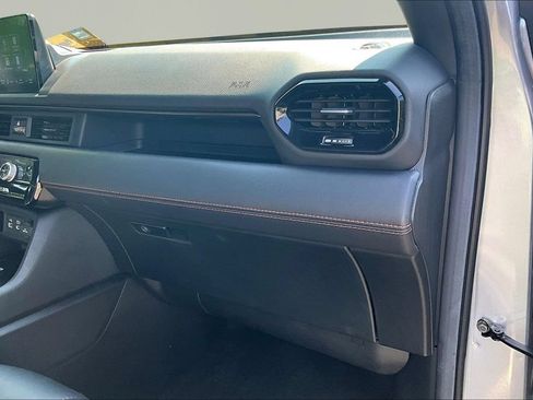 Certified 2025 Honda Pilot TrailSport image 19