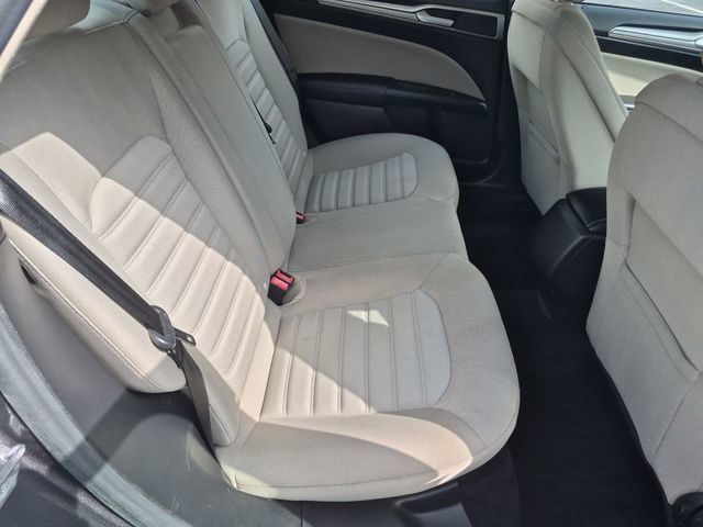 Used 2018 Ford Fusion S FWD image 26