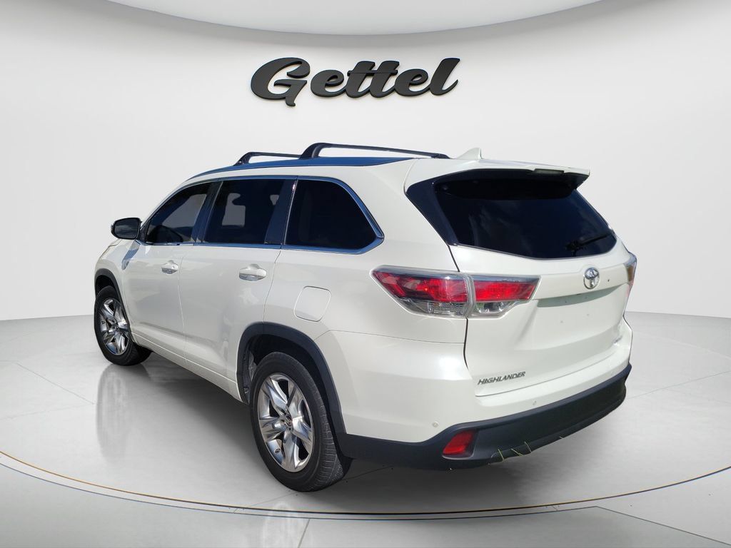 Used 2016 Toyota Highlander Limited FWD image 9