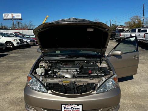 Used 2003 Toyota Camry LE FWD image 11