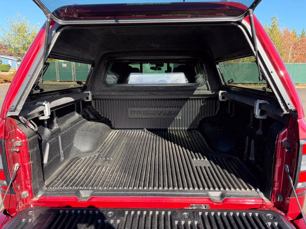 Used 2025 Nissan Frontier PRO-4X w/ Interior Protection Package AWD/4WD image 11