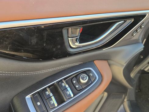 Used 2020 Subaru Outback Touring w/ Popular Package #2 image 9