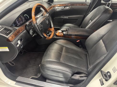 Used 2009 Mercedes-Benz S 550 4MATIC image 10