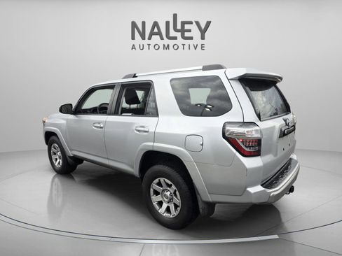Used 2016 Toyota 4Runner Limited image 3