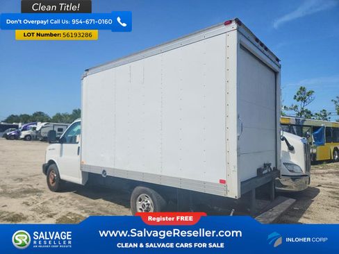 Used 2014 GMC Savana 3500 RWD image 3
