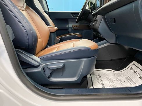 Used 2023 Ford Maverick Lariat image 47