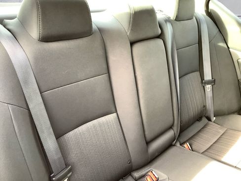 Used 2024 Nissan Altima 2.5 SV image 15