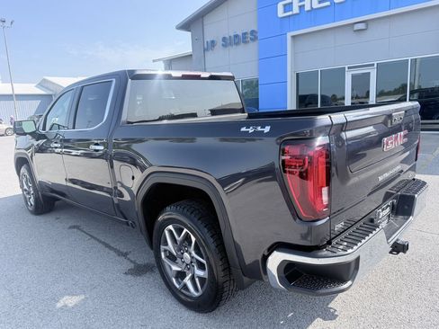 Used 2022 GMC Sierra 1500 SLT AWD/4WD image 7