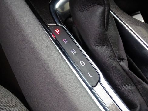 Used 2024 Chevrolet Malibu LT FWD image 36